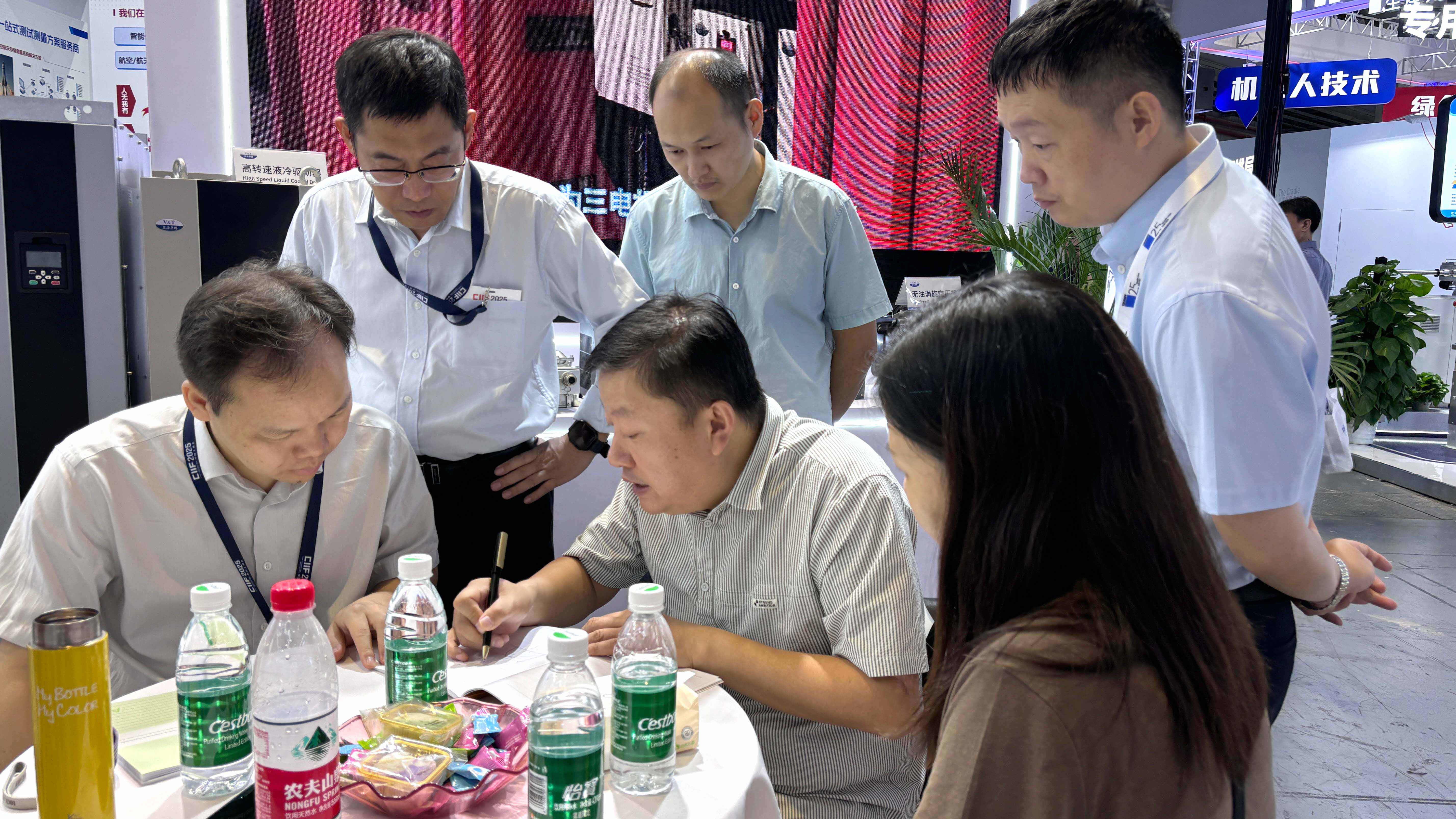 雅博app官网登录入口2025上海工博会圆满收官！